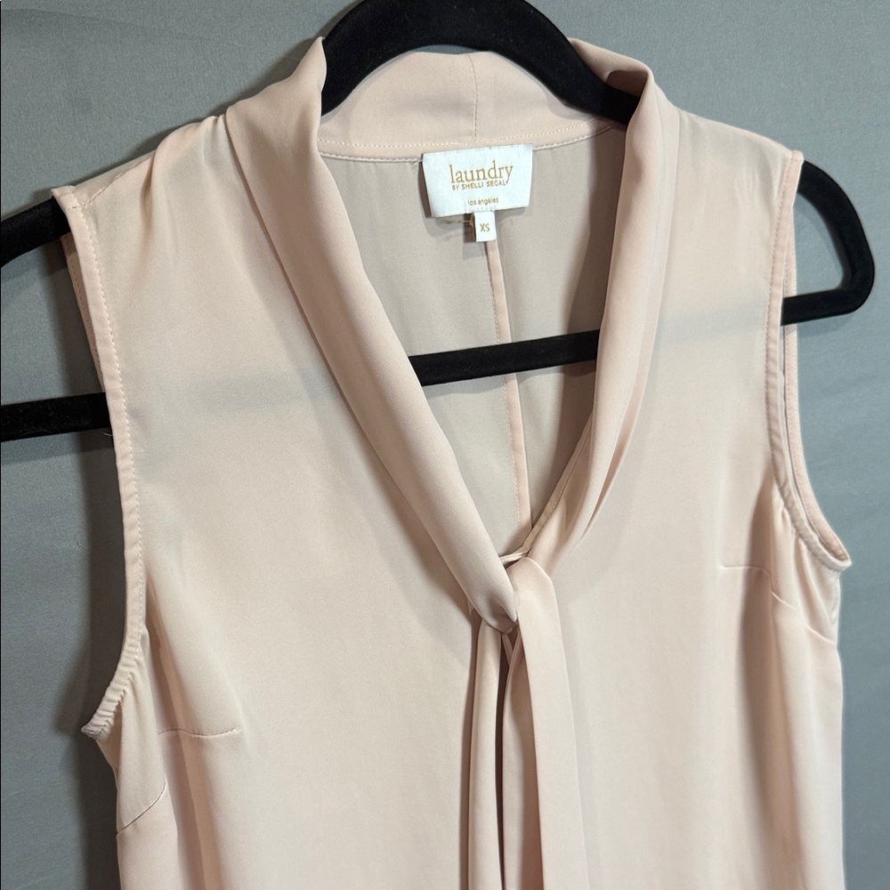 Laundry by Shelli‎ Segal Blush Tie-Neck Sleeveless Blouse XS, Chic Workwear Top - Picture 4 of 8